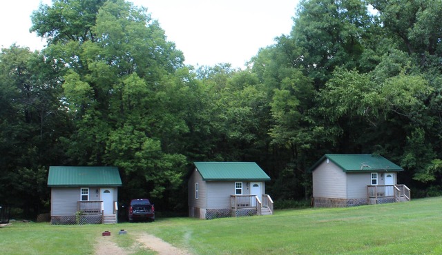 Cedar River Ranch Studio Cabin # 10 near beautiful Cedar River. in Letts