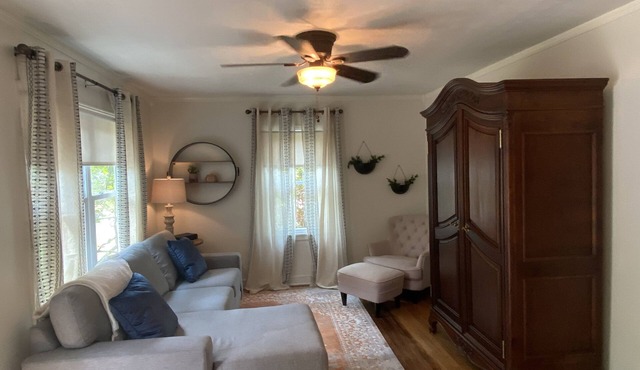 Charming 2/1 Centrally located and close to ULM! Pet Friendly! in Monroe