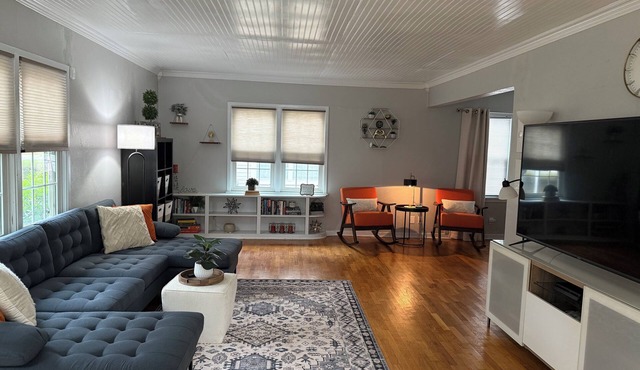 Charming 2-bedroom house- 5 minutes from OSU campus! in Stillwater