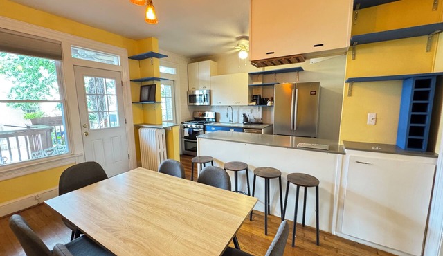 Charming 4BR NW DC Home - Quiet Area - Walk to Metro