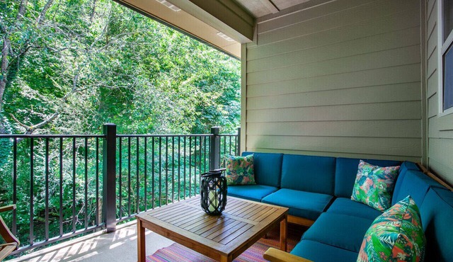 Charming Cades Cove Condo - Community Amenities!