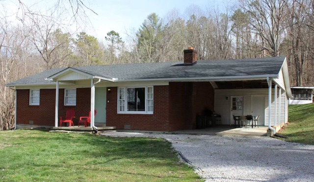Charming & Secluded Farm House