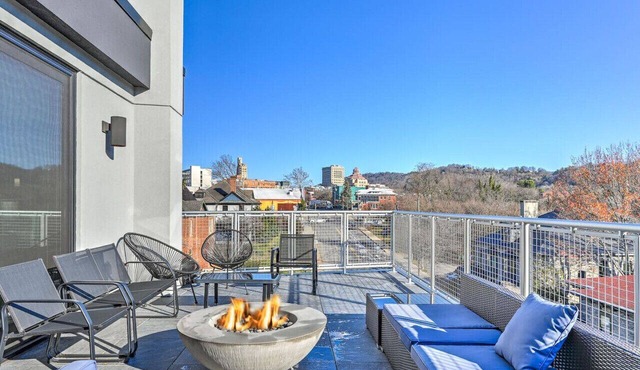 City and Mountain Views with Spacious Balcony