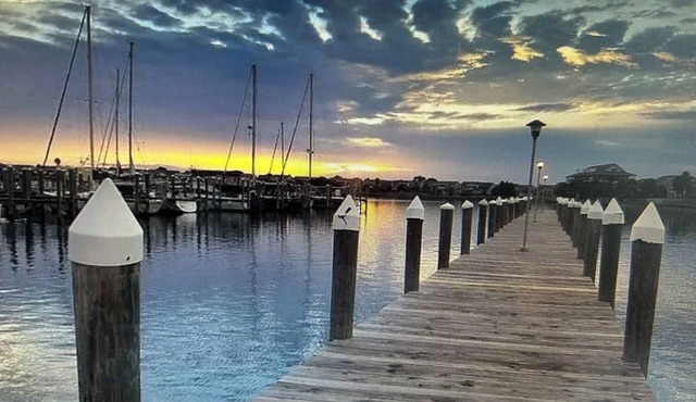 Cosy Waterfront. in Slidell