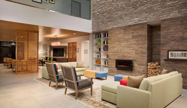 Country Inn & Suites by Radisson Asheville River Arts District