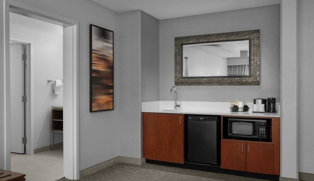 Courtyard by Marriott Charlotte Airport North