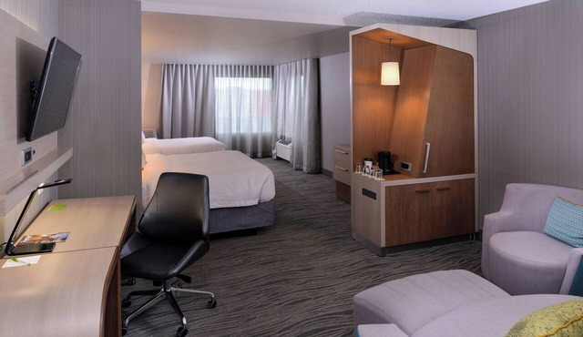Courtyard by Marriott Saskatoon Airport in Saskatoon