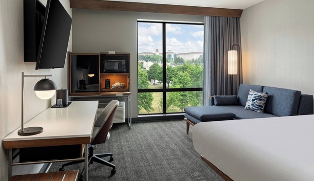 Courtyard by Marriott St. Paul Downtown in St. Paul
