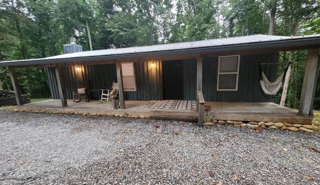 Cozy Cabin Near Dale Hollow Lake
