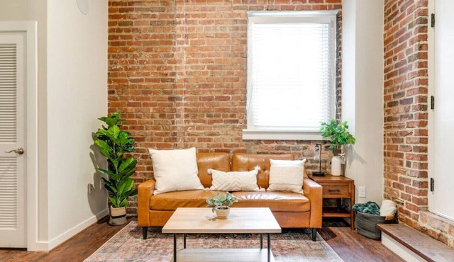 Cozy Chic Retreat in the Heart of RVA