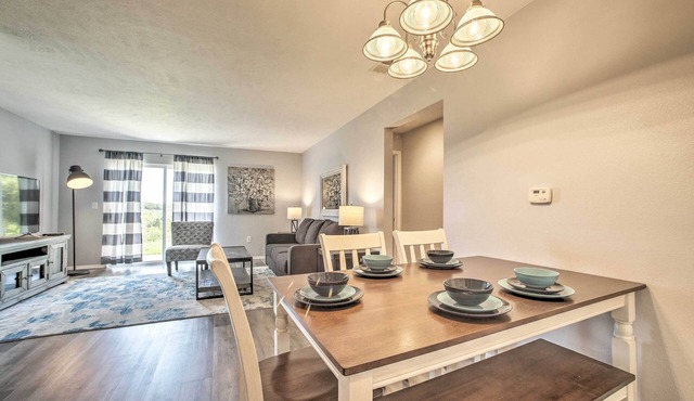 Cozy Condo w/Pool Access in the Heart of Branson!