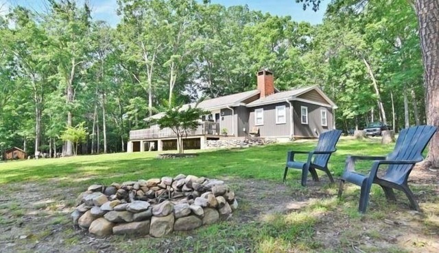 Deer Trail Cabin ~ Mtn views ~ Firepit ~ Hiking