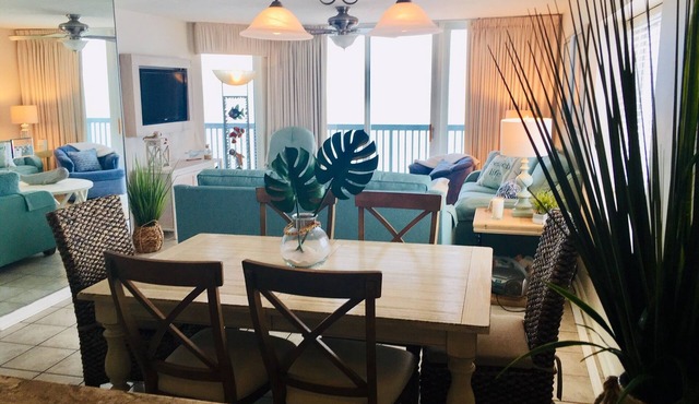 Designer Oceanfront Retreat. Panoramic Views + 4 Bedrooms, Unforgettable Escape!