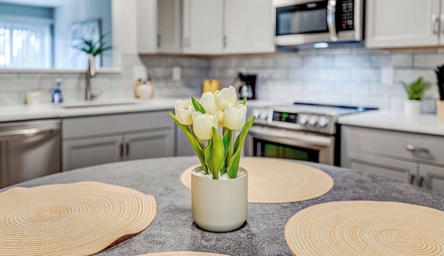Discover Your Perfect Retreat: Experience the Comfort of a Home Away From Home