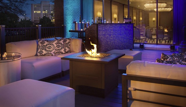 DoubleTree by Hilton Chicago - Oak Brook in Oak Brook