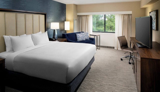 DoubleTree by Hilton Nashua in Nashua