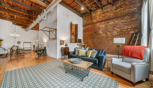 Downtown Loft on Historic West Side of Cookeville