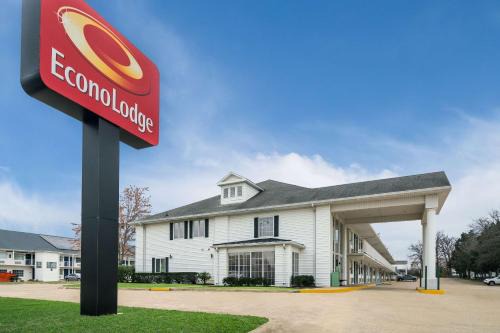 Econo Lodge Branson Theater District