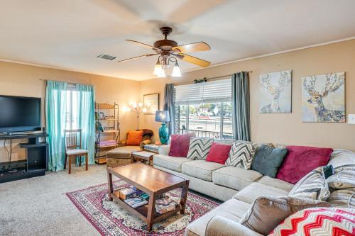 Elfrida Home w/Yard & Fire Pit: 14 Mi to Wineries in Elfrida