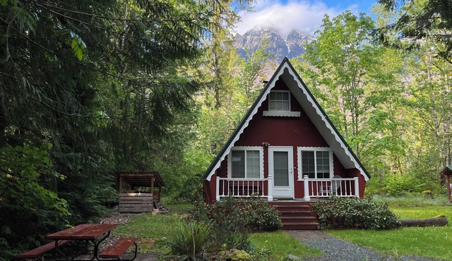 Enchanting A Frame Cabin in Baring - Perfect for a cozy getaway in Baring