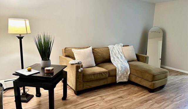 Experience Forest Park living near Top Places like downtown Chicago