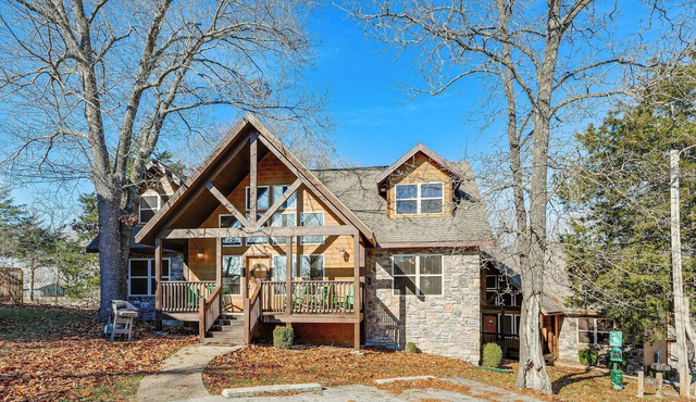Families Welcome! Branson Resort-style Getaway