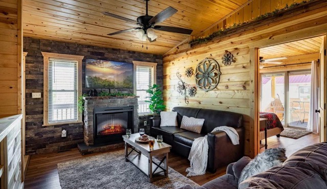 Firefly Cabin in Pigeon Forge