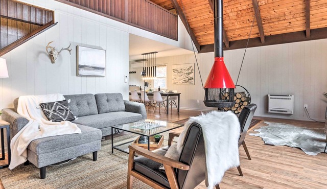 ‘Fireside Lodge:’ A-Frame in Bryce Resort w/Decks