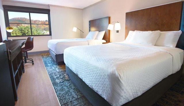 Four Points by Sheraton York