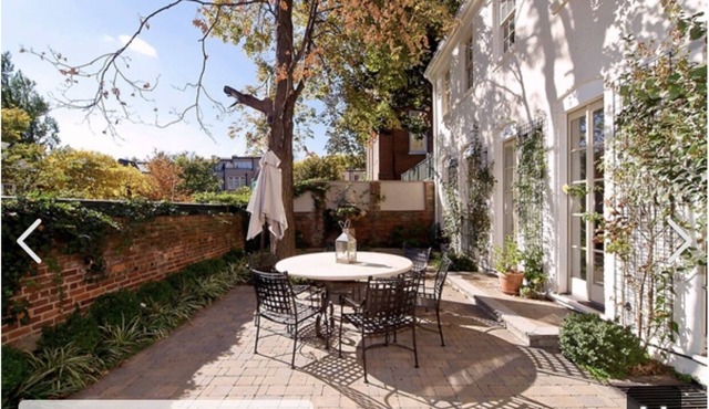 Georgetown Unique detached villa