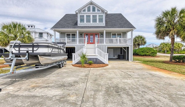 Glad Tidings - Six Bedroom, Four Bath Inlet-Front Beach Home