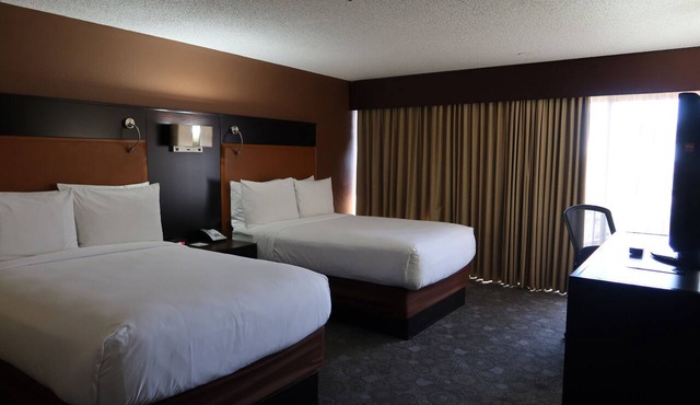 GreenTree Hotel Phoenix West in Phoenix