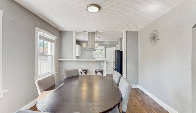 Group-friendly Michigan City Home Near Beach!