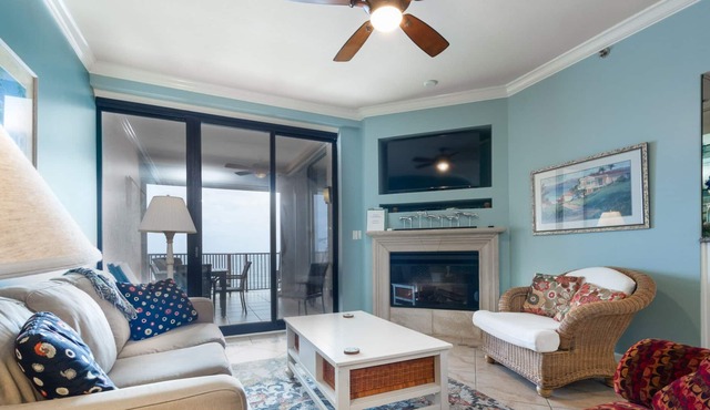 Gulf Front Condo | Hot Tub Access! | Liquid Life - Broadmoor 1203
