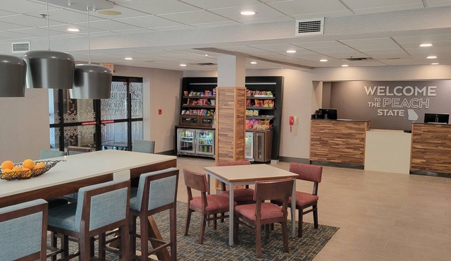 Hampton Inn Commerce