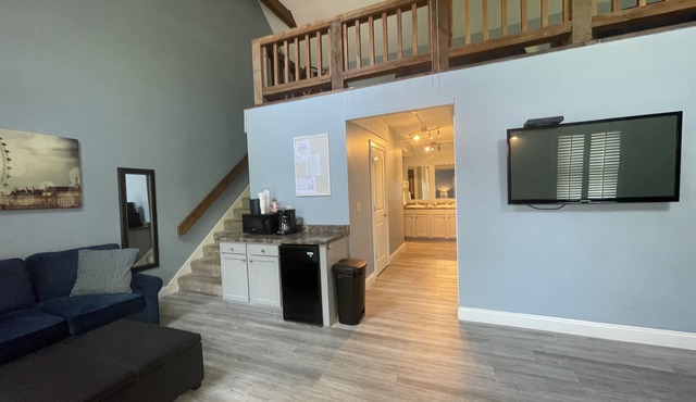 Harbour Square Suites in Put-in-Bay