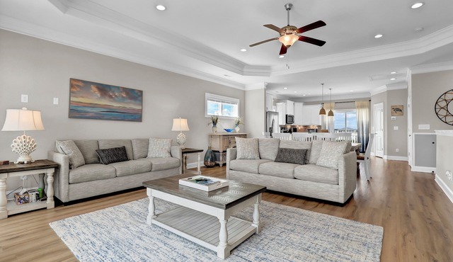 Heated Pool Opens 4/1! Elevator to All Floors, Hot Tub, 60 Seconds to Beach!