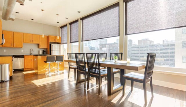High End Downtown Indy 1BR Walk to Gainbridge Fieldhouse