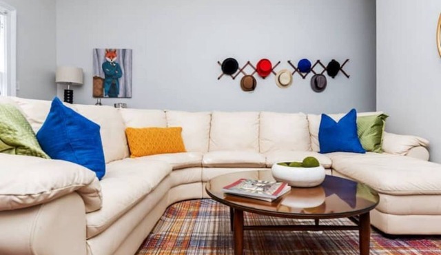 Highlands 2 BR Mid- Century Getaway with Firepit