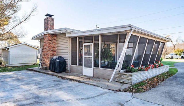 Historic River Town Retreat w/Screened Porch