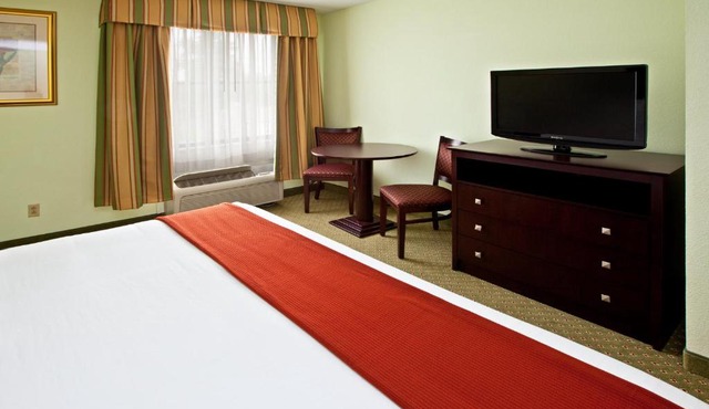 Holiday Inn Express Scottsburg by IHG
