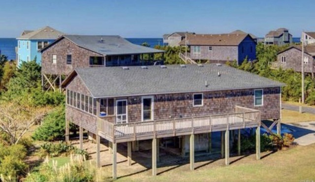 Hooper’s Paradise 🌊☀️ 🐾 PET FRIENDLY 🐾