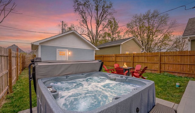 Hot Tub~Spa Shower~BBQ~Fire Pit~Near DT