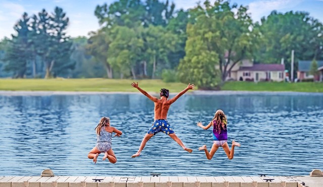 HotTub/FirePit/Arcade Your Fall Escape Starts Here in Milton