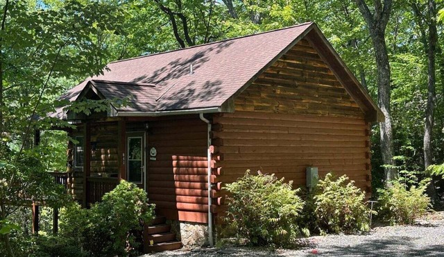 Humble Bee Mountain Cabin