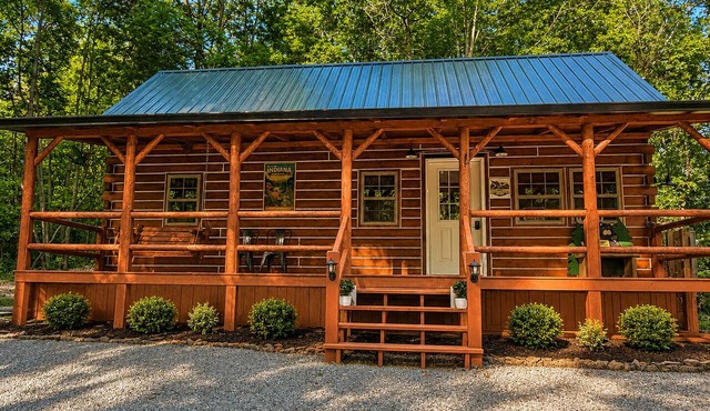 Hummingbird Lodge | Peaceful 2BR Woodland Stay