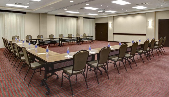 Hyatt Select Richmond Airport