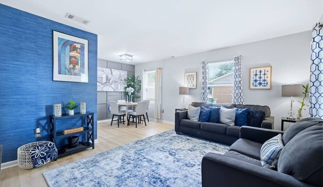 Ice Bath, Fire Pit & Outdoor Bar · 3BR House · Uptown Charlotte