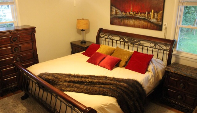 Inviting Lanham Suite - Quiet and Close to DC!