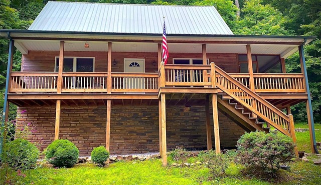 Lake Days & Starry Nights – Your Perfect Getaway Awaits
